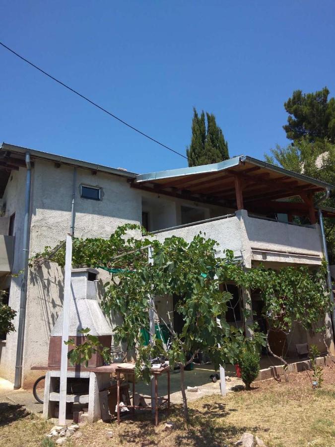 Apartment Zola Gornji Karin Εξωτερικό φωτογραφία