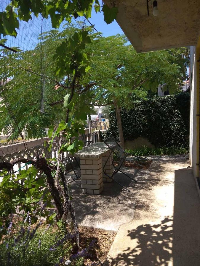 Apartment Zola Gornji Karin Εξωτερικό φωτογραφία
